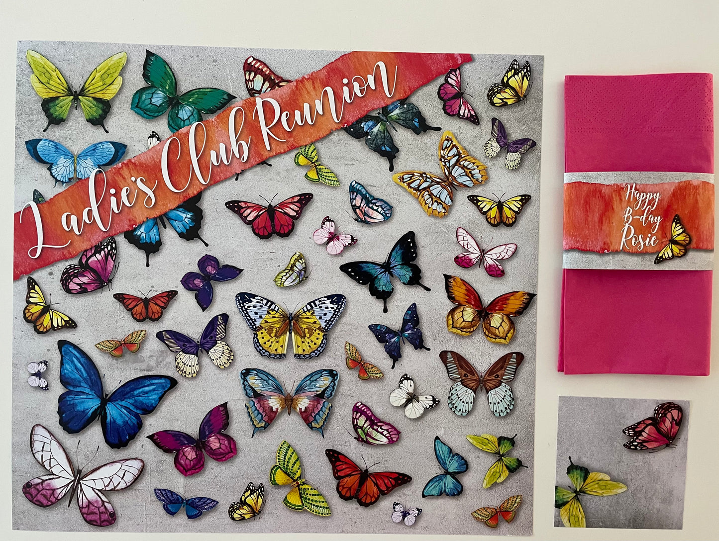 COLORFUL BUTTERFLIES PAPER PLACEMAT