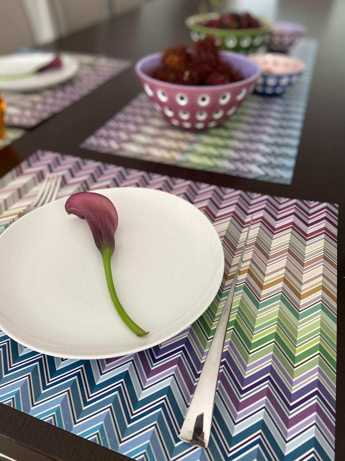 ZIG ZAG COLORFUL PAPER PLACEMAT