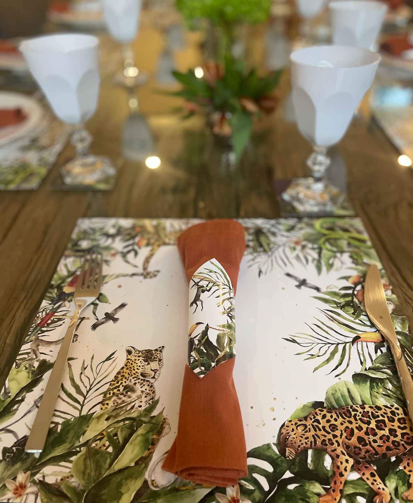 JUNGLE LIFE PAPER PLACEMAT